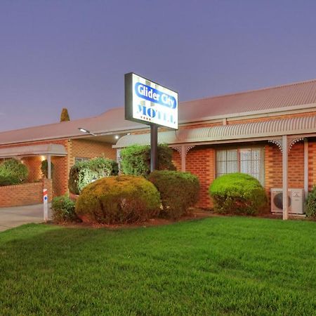 Glider City Motel Беналла Экстерьер фото