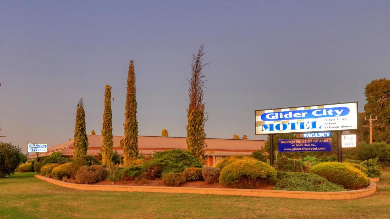 Glider City Motel Беналла Экстерьер фото