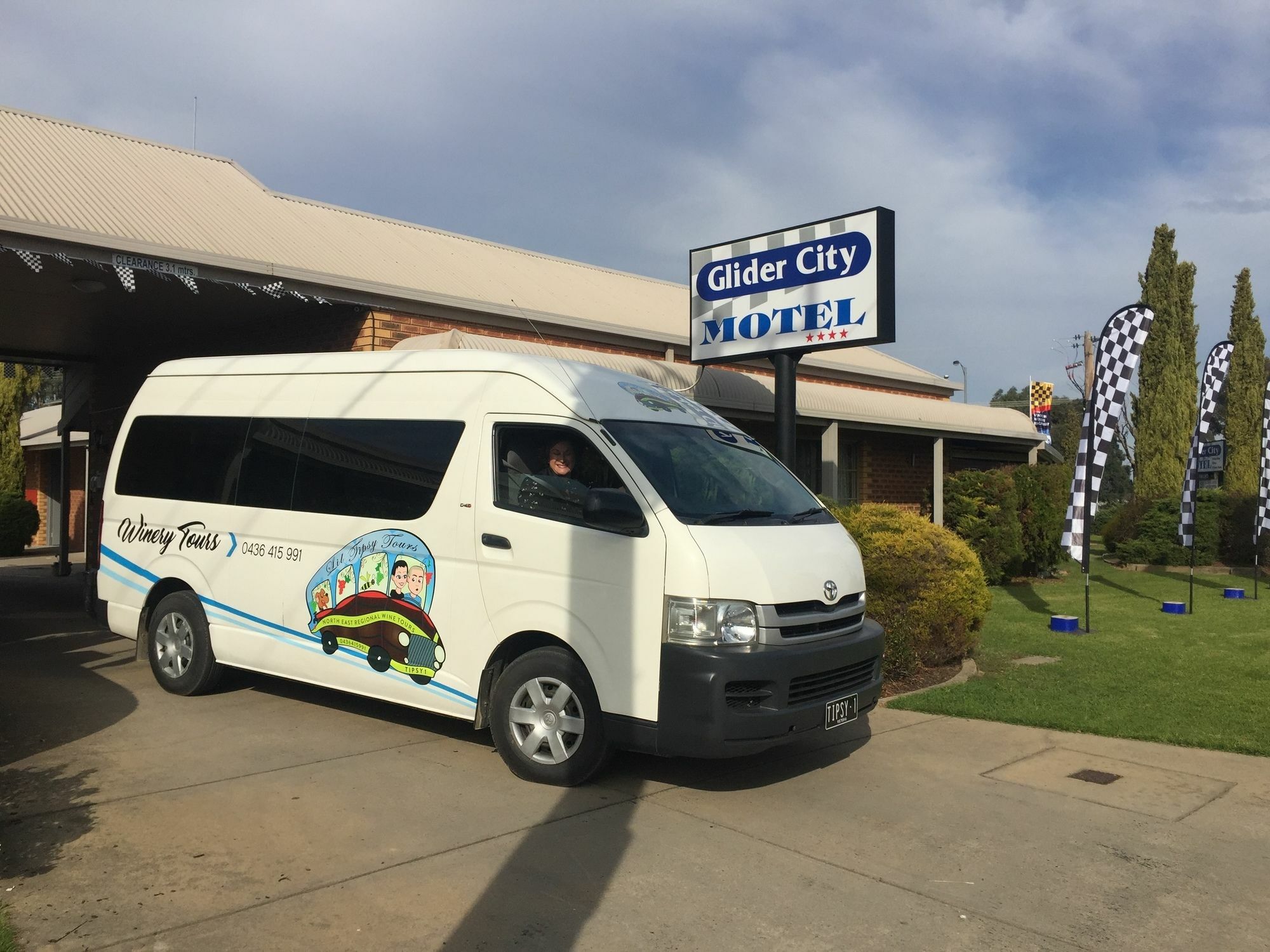 Glider City Motel Беналла Экстерьер фото